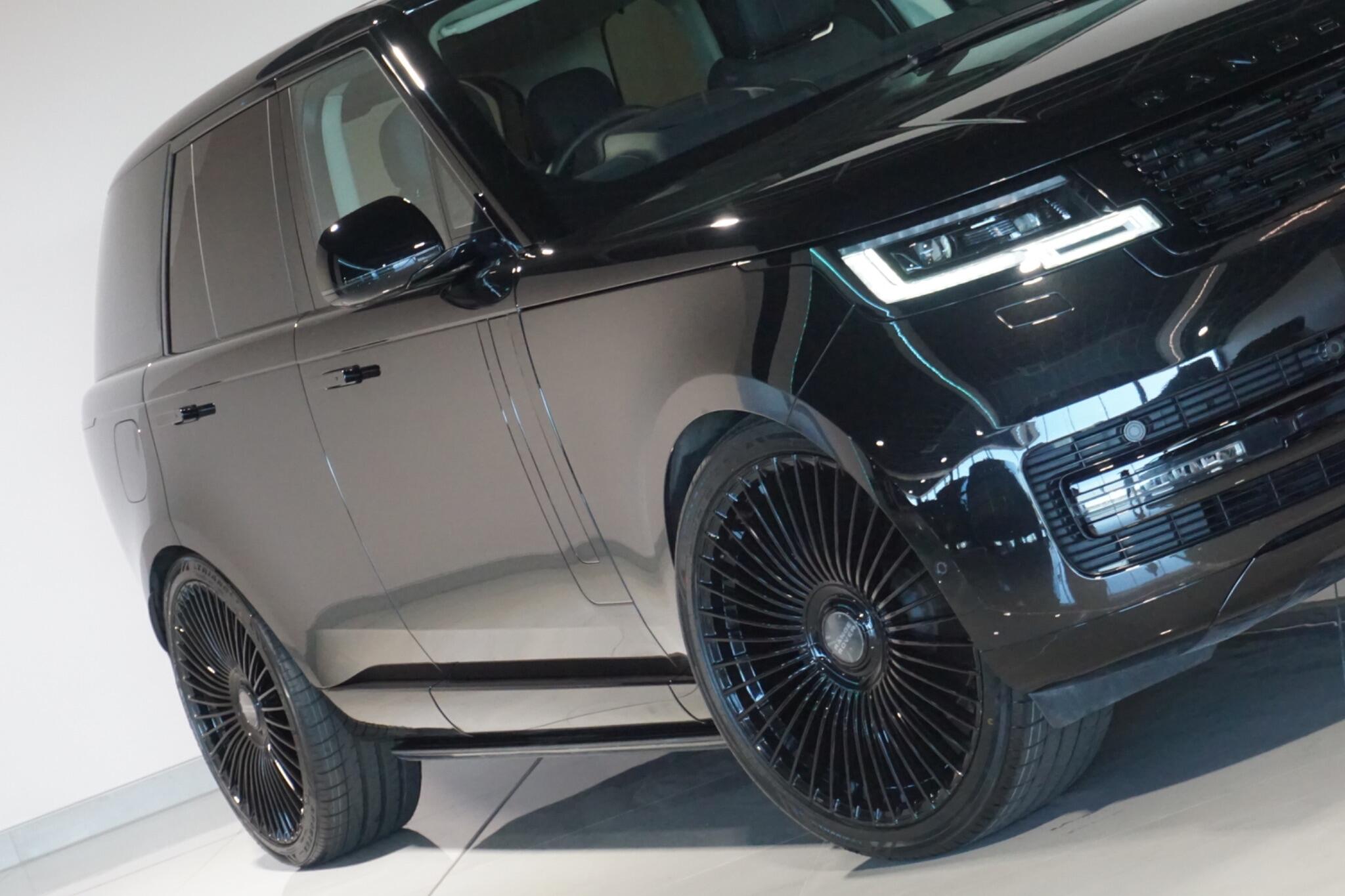 Land Rover Range Rover 3.0 P400 MHEV Autobiography SUV 5dr Petrol Auto 4WD Euro 6 (s/s) (400 ps)